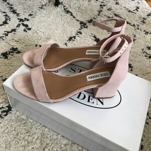 Steve Madden Women's Pink Suede Sandals